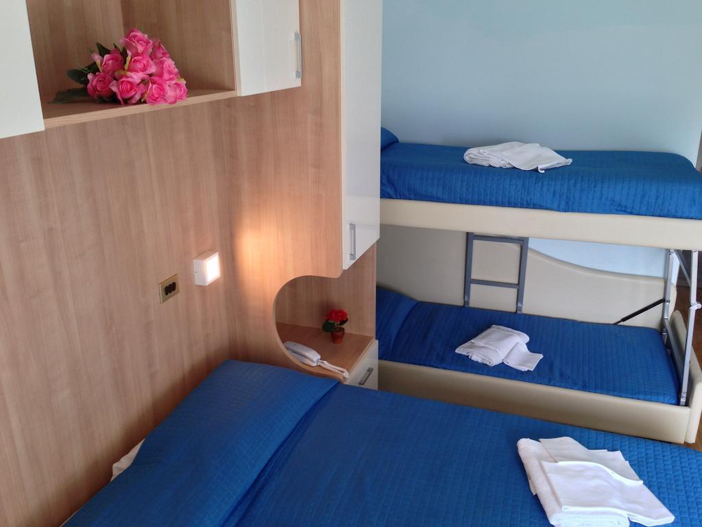 Hotel Olympic Milano Marittima Esterno foto
