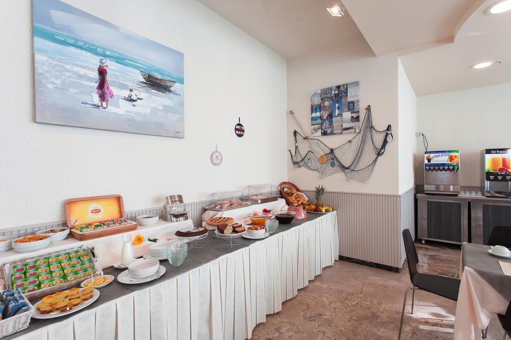 Hotel Olympic Milano Marittima Esterno foto