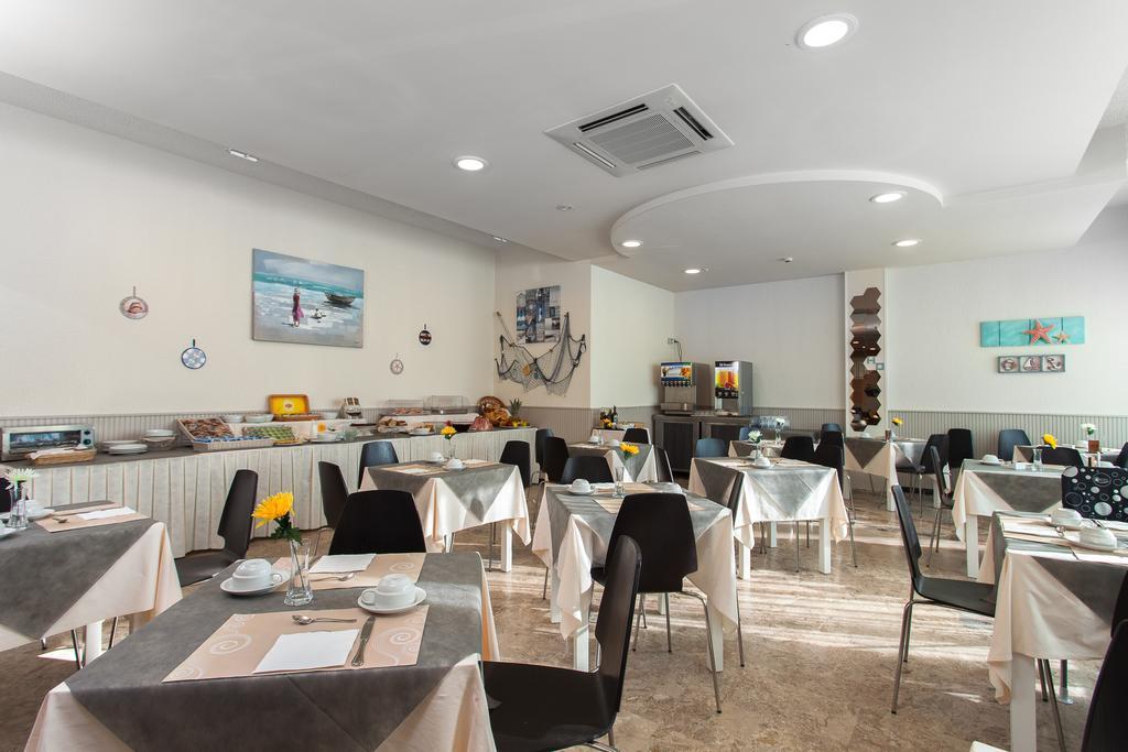 Hotel Olympic Milano Marittima Esterno foto