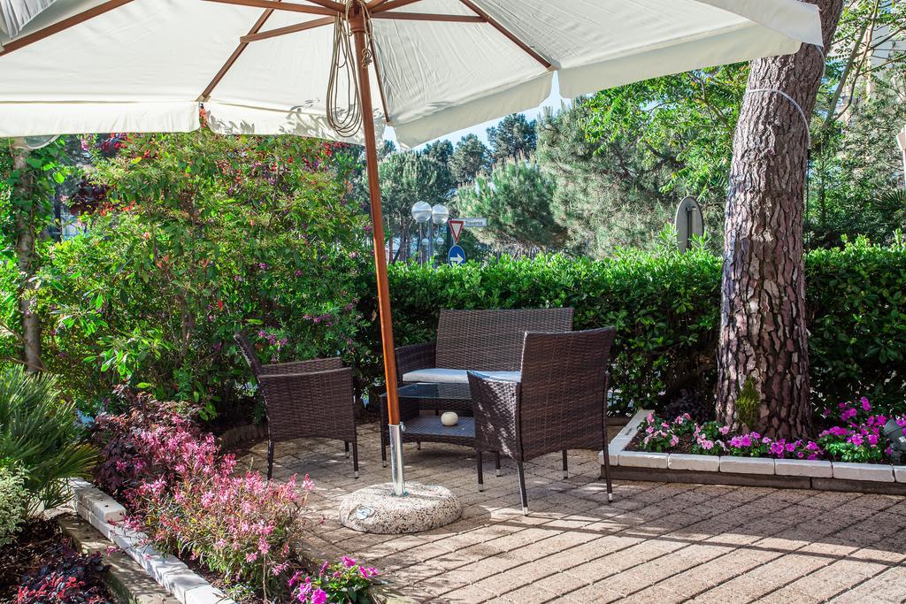 Hotel Olympic Milano Marittima Esterno foto