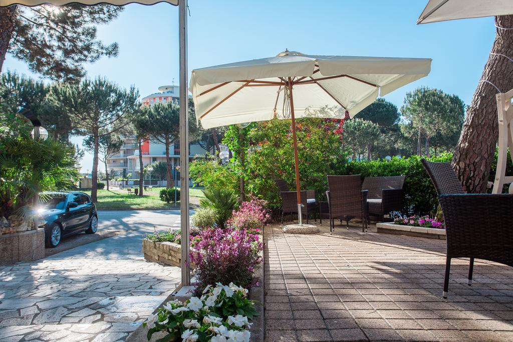Hotel Olympic Milano Marittima Esterno foto