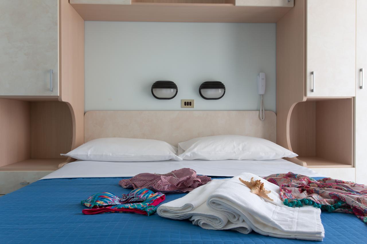 Hotel Olympic Milano Marittima Esterno foto